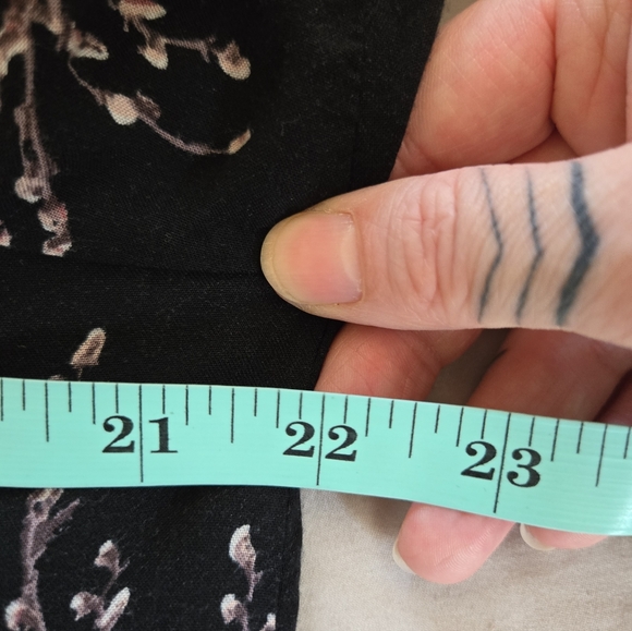 Soyaconcept | Black Floral Button-Front Tunic Top w/ Pink Branch Print, Size S - Picture 6 of 10